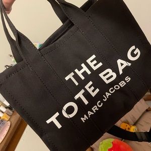 Marc Jacobs The Tote Bag
